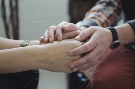 hold the hands